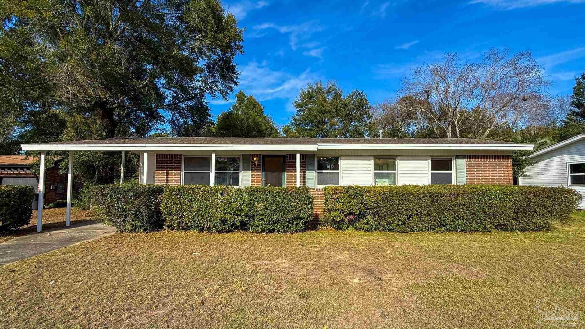 3710 Forest Glen Dr, Pensacola, FL 32504 Main Photo