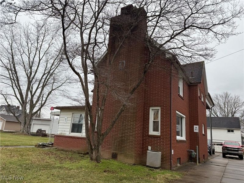 126 4th Street SW, Strasburg, OH 44680 Photo 1