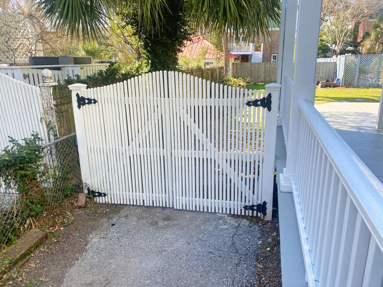 9 Gadsden Street Photo 44