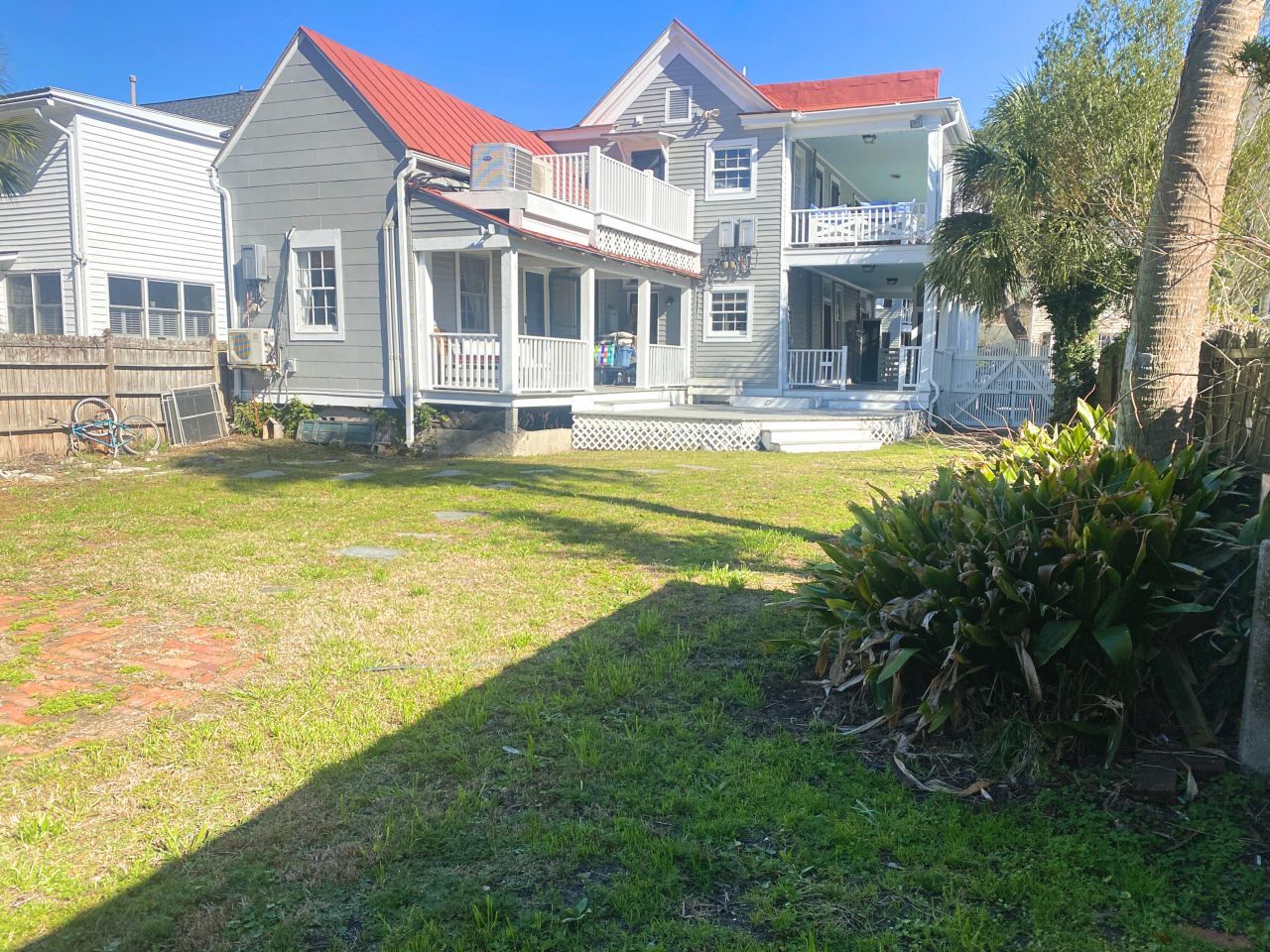 9 Gadsden Street Photo 46