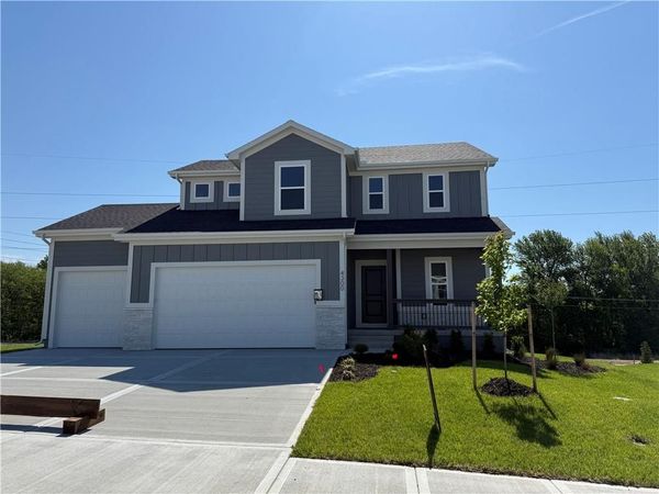 4300 SE Adams Drive, Blue Springs, MO 64014