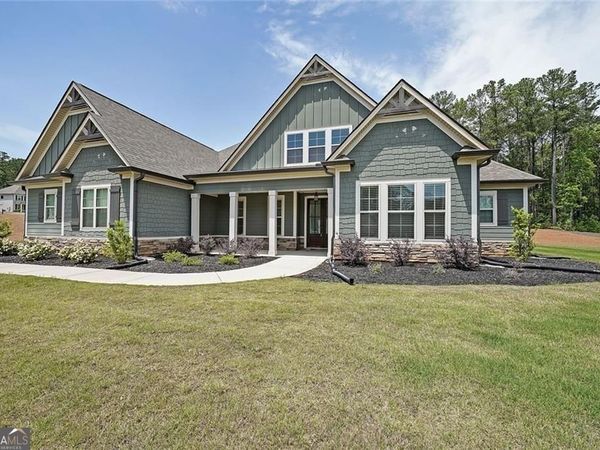 485 Discovery Lake Drive, Fayetteville, GA 30215