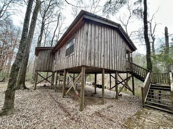 3197 Leatherwood Road, Tylertown, MS 39667