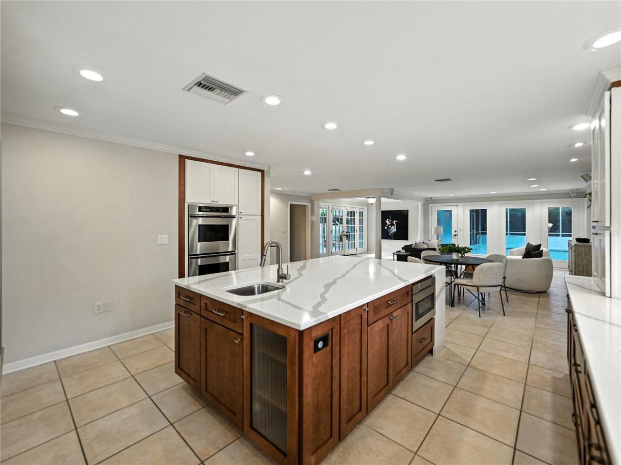 1249 Lake Point Drive, Lakeland, FL 33813 Photo