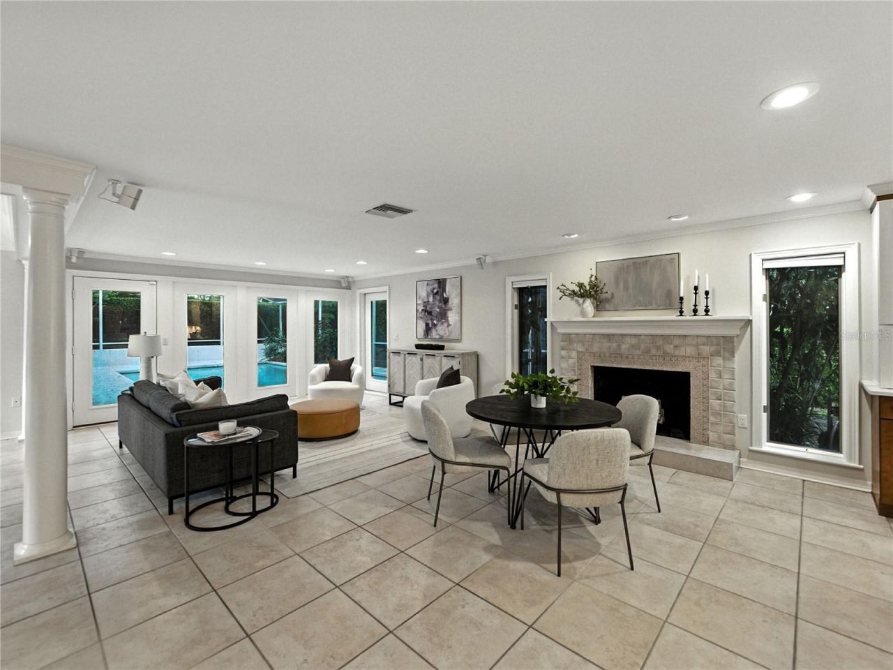 1249 Lake Point Drive, Lakeland, FL 33813 Photo