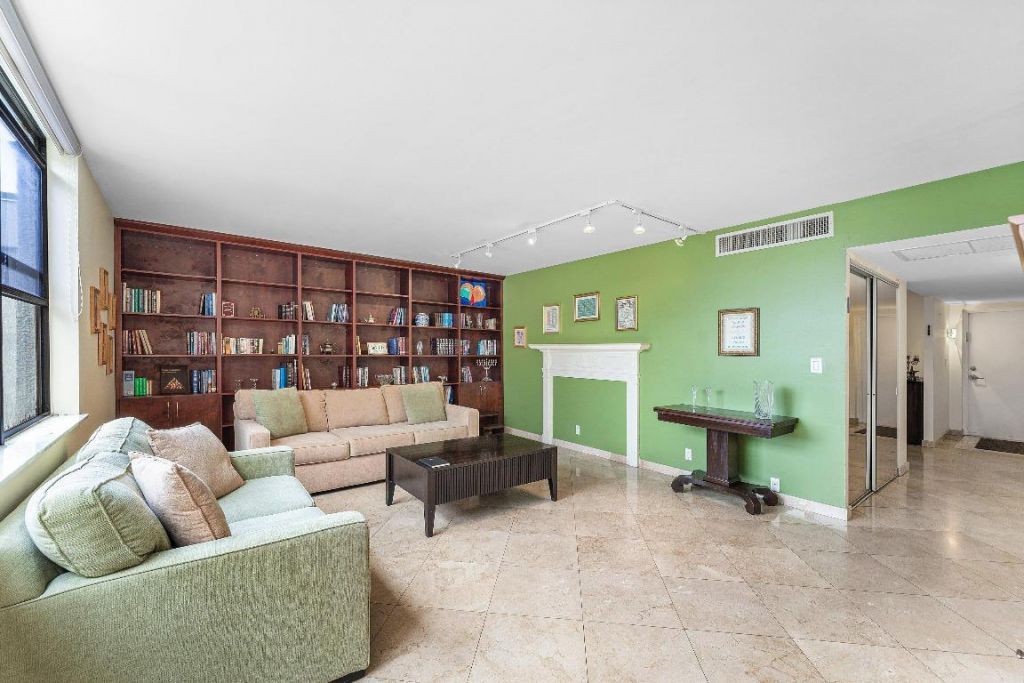 20200 W Country Club Drive, Unit Ph-20, Aventura, FL 33180 Photo