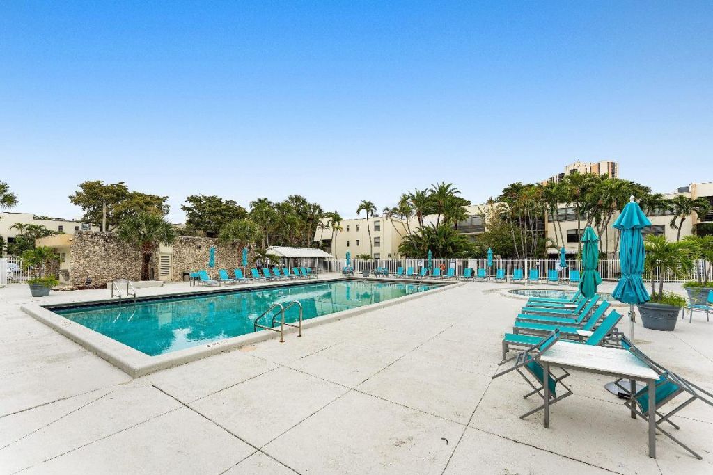 20200 W Country Club Drive, Unit Ph-20, Aventura, FL 33180 Photo