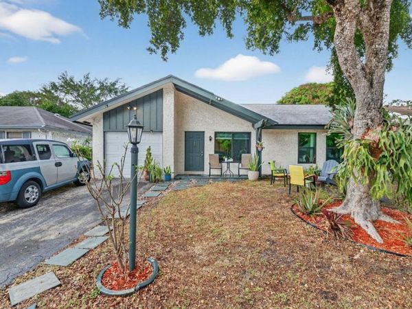 1236 SW 75th Avenue, North Lauderdale, FL 33068