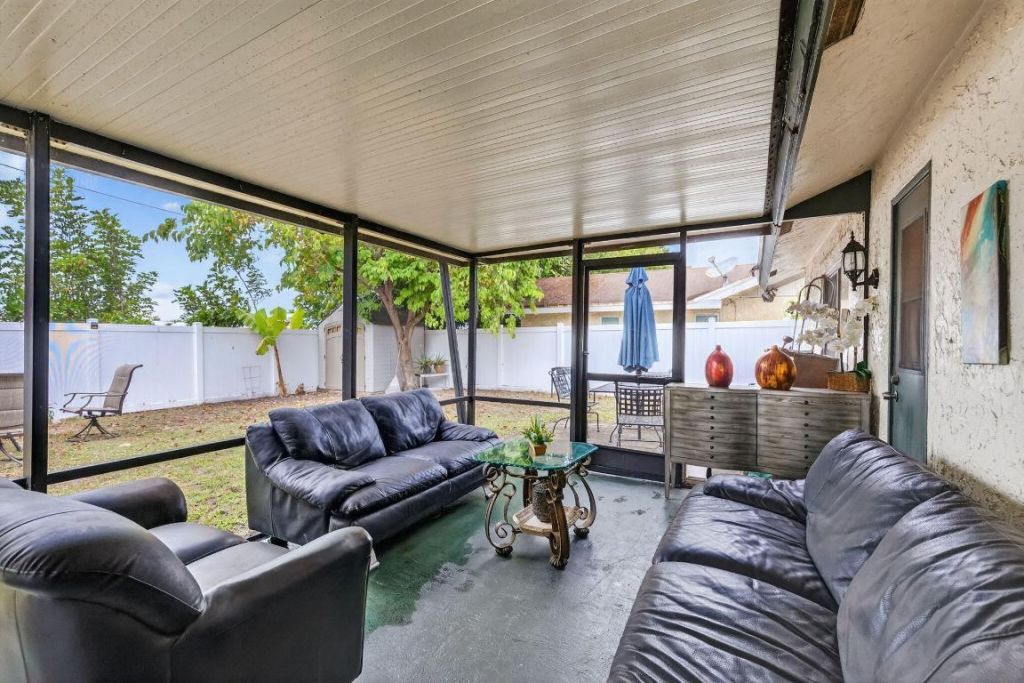 1236 SW 75th Avenue, North Lauderdale, FL 33068 Photo