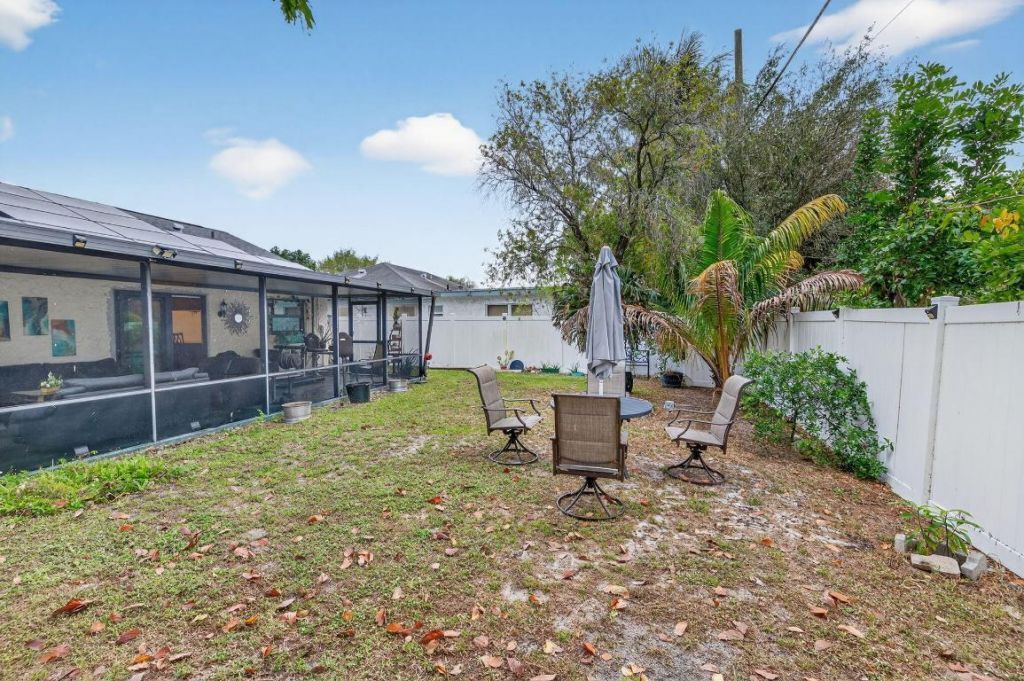 1236 SW 75th Avenue, North Lauderdale, FL 33068 Photo