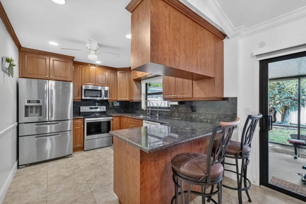 1236 SW 75th Avenue, North Lauderdale, FL 33068 Photo