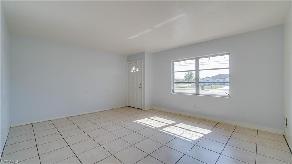 107 SW 16th Ter, Cape Coral, FL 33991 Photo