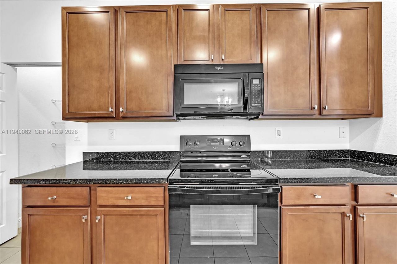 908 SW 147th Ave, Unit 2914, Pembroke Pines, FL 33027 Photo