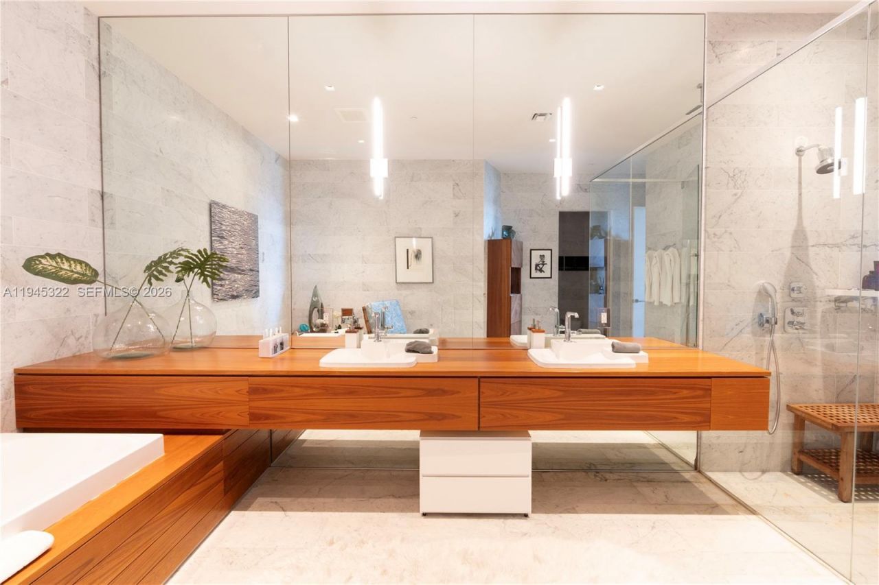 2675 S Bayshore Dr, Unit 603S, Miami, FL 33133 Photo