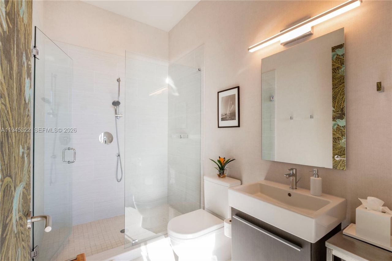 2675 S Bayshore Dr, Unit 603S, Miami, FL 33133 Photo