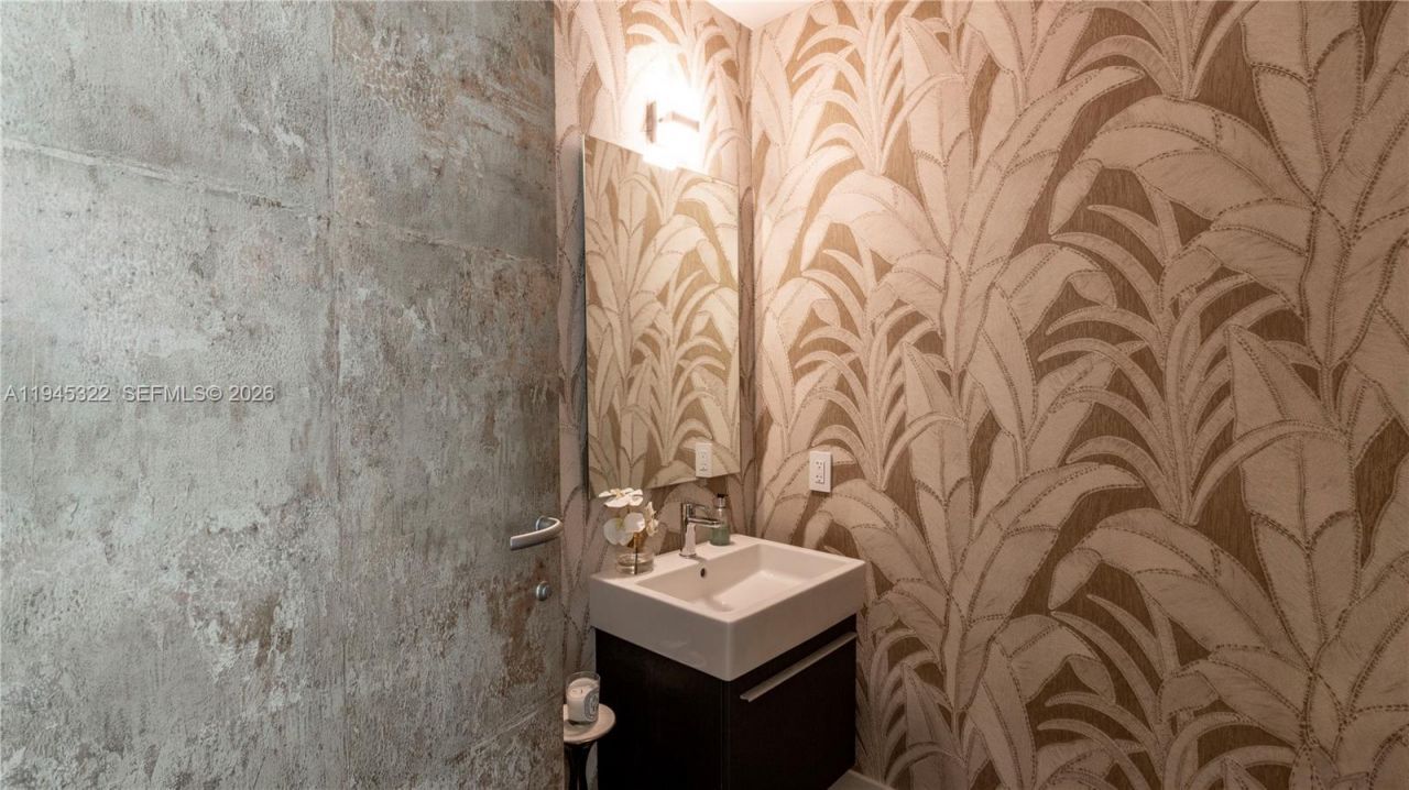 2675 S Bayshore Dr, Unit 603S, Miami, FL 33133 Photo