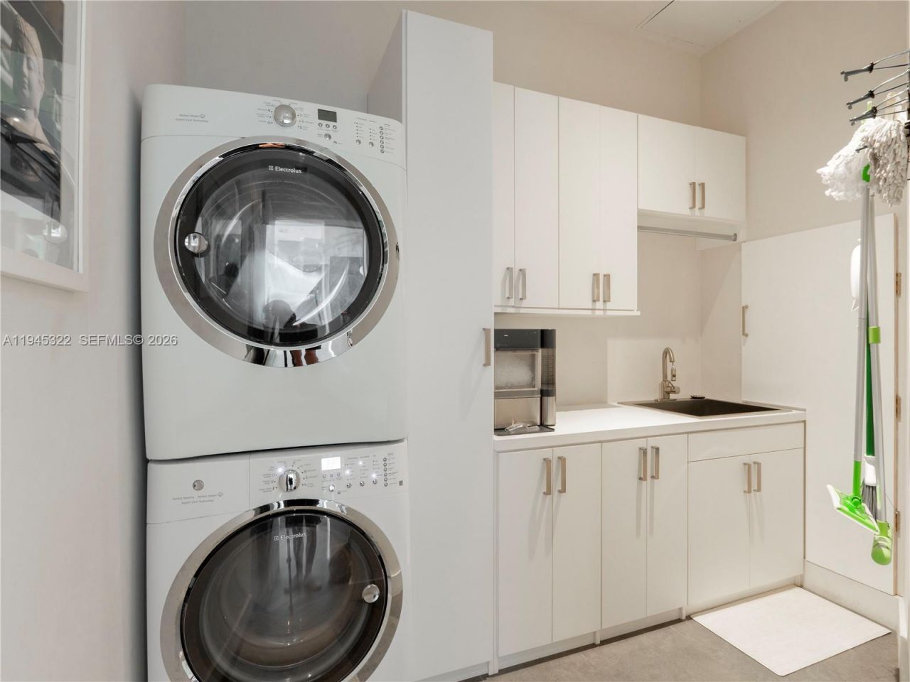 2675 S Bayshore Dr, Unit 603S, Miami, FL 33133 Photo