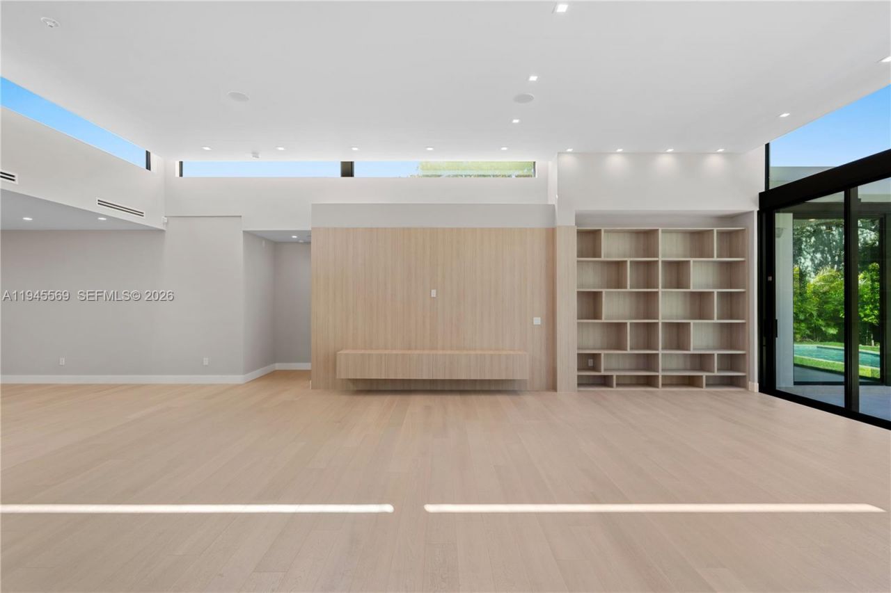 11636 NE 7th Ave, Biscayne Park, FL 33161 Photo