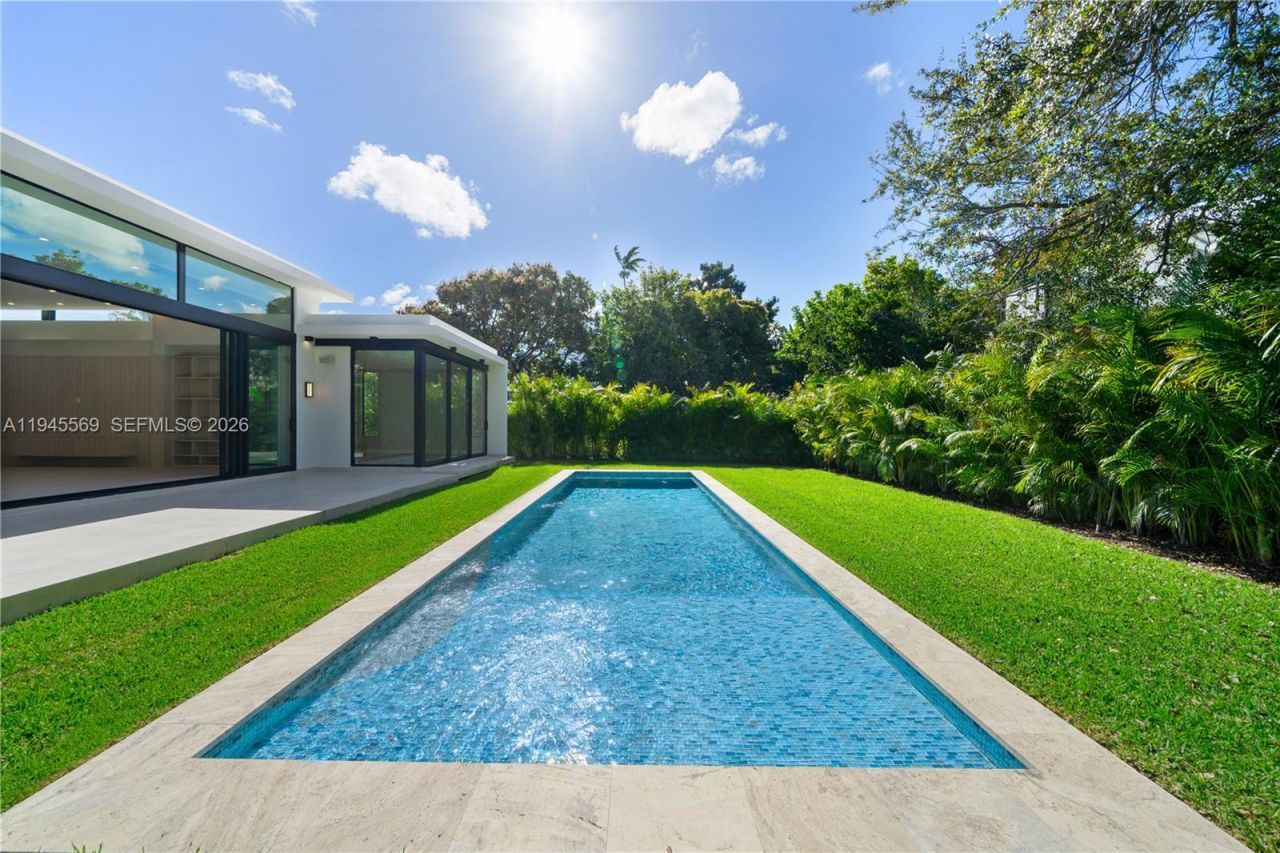 11636 NE 7th Ave, Biscayne Park, FL 33161 Photo