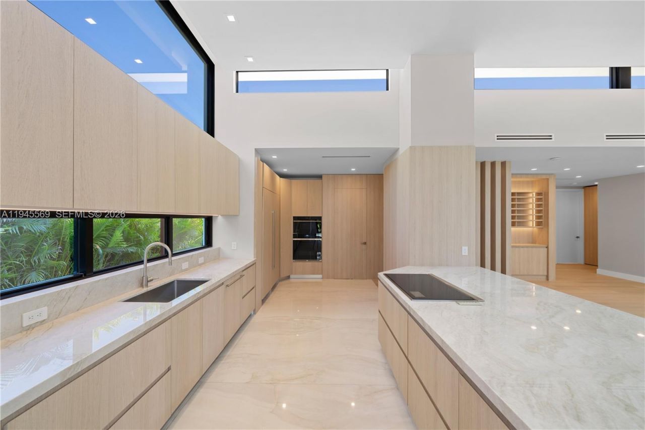 11636 NE 7th Ave, Biscayne Park, FL 33161 Photo