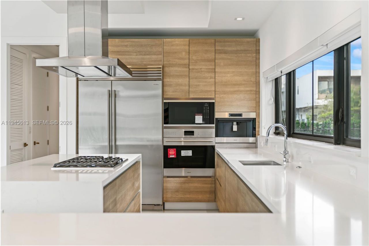 16680 N Botaniko Dr N, Weston, FL 33326 Photo