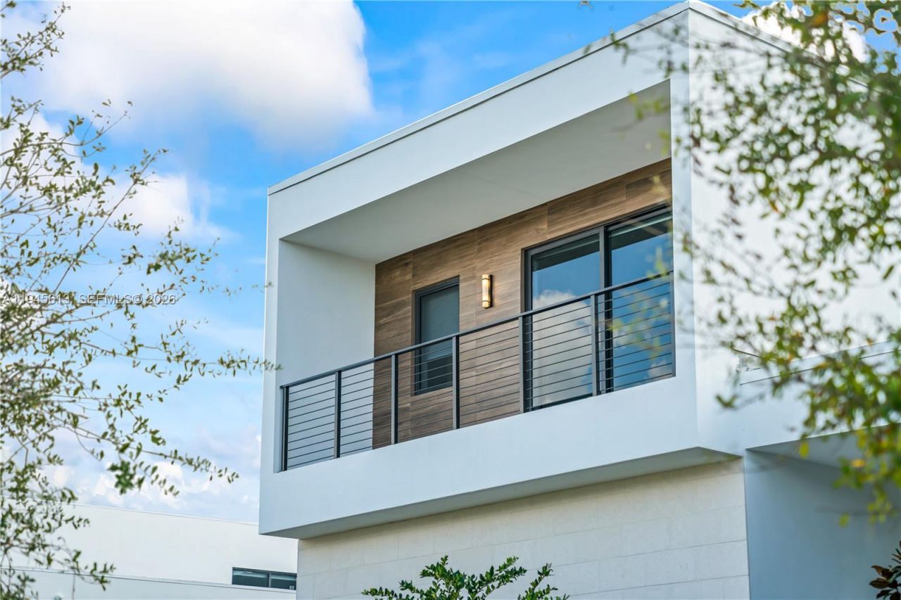 16680 N Botaniko Dr N, Weston, FL 33326 Photo