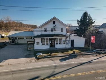 10204 Roosevelt Highway, Lyndonville, NY 14098