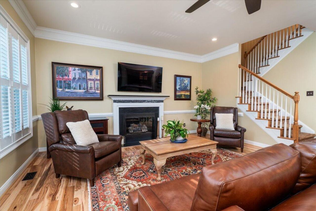 3339 Olympic Lane Photo 9