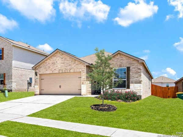 9219 Bennett Forest, Converse, TX 78109