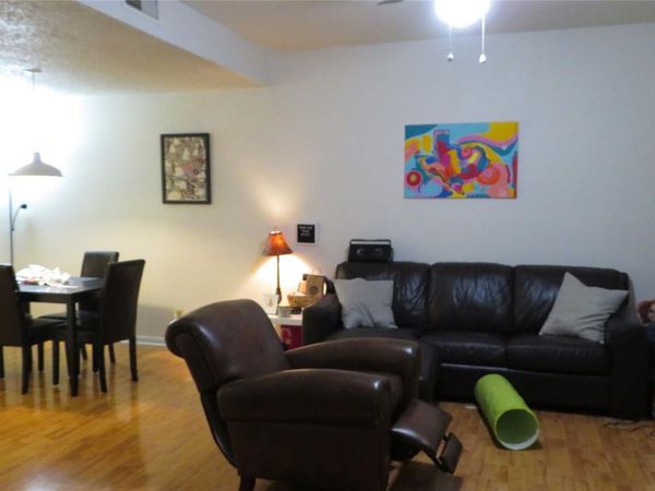 1910 Robbins PL, Unit 202, Austin, TX 78705