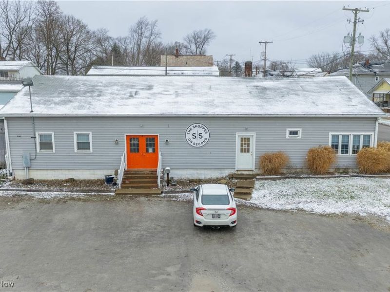 245 2nd Street NW, Carrollton, OH 44615 Photo 2