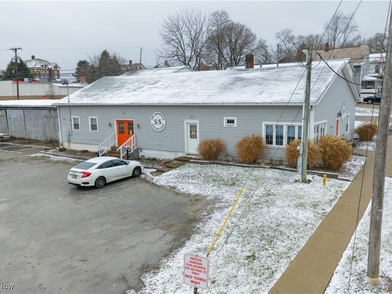 245 2nd Street NW, Carrollton, OH 44615 Photo 3