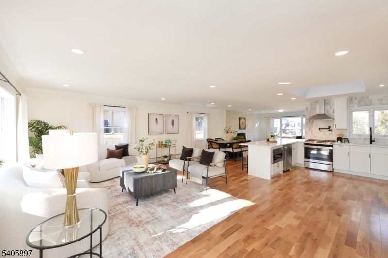 99 Fairview Ave, Hawthorne, NJ 07506 Main Photo