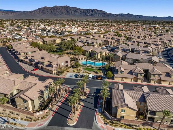 6868 Sky Pointe Drive, Unit 2076, Las Vegas, NV 89131