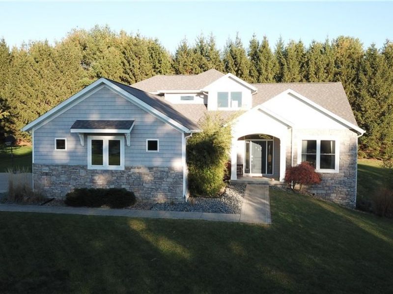 869 Meadow Lane, Wooster, OH 44691 Photo 1