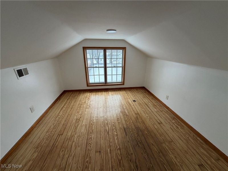 194 E Baird Avenue, Barberton, OH 44203 Photo 11