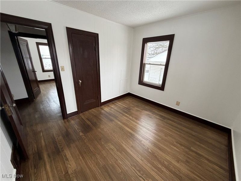 194 E Baird Avenue, Barberton, OH 44203 Photo 9