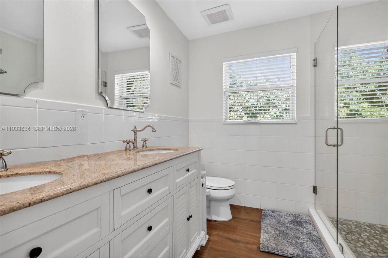 11890 SW 72nd Pl, Pinecrest, FL 33156 Photo