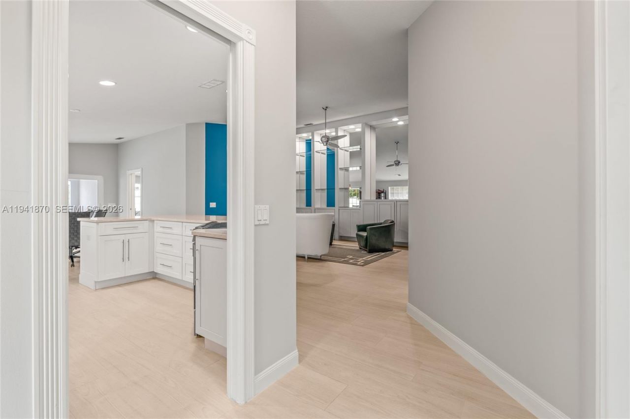 2444 SW Parkside Dr , Palm City, FL 34990 Photo