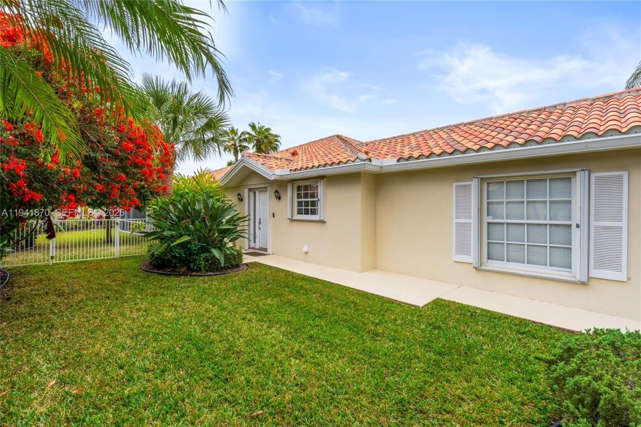 2444 SW Parkside Dr, Palm City, FL 34990 Photo