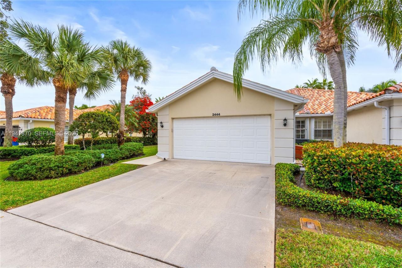 2444 SW Parkside Dr, Palm City, FL 34990 Photo