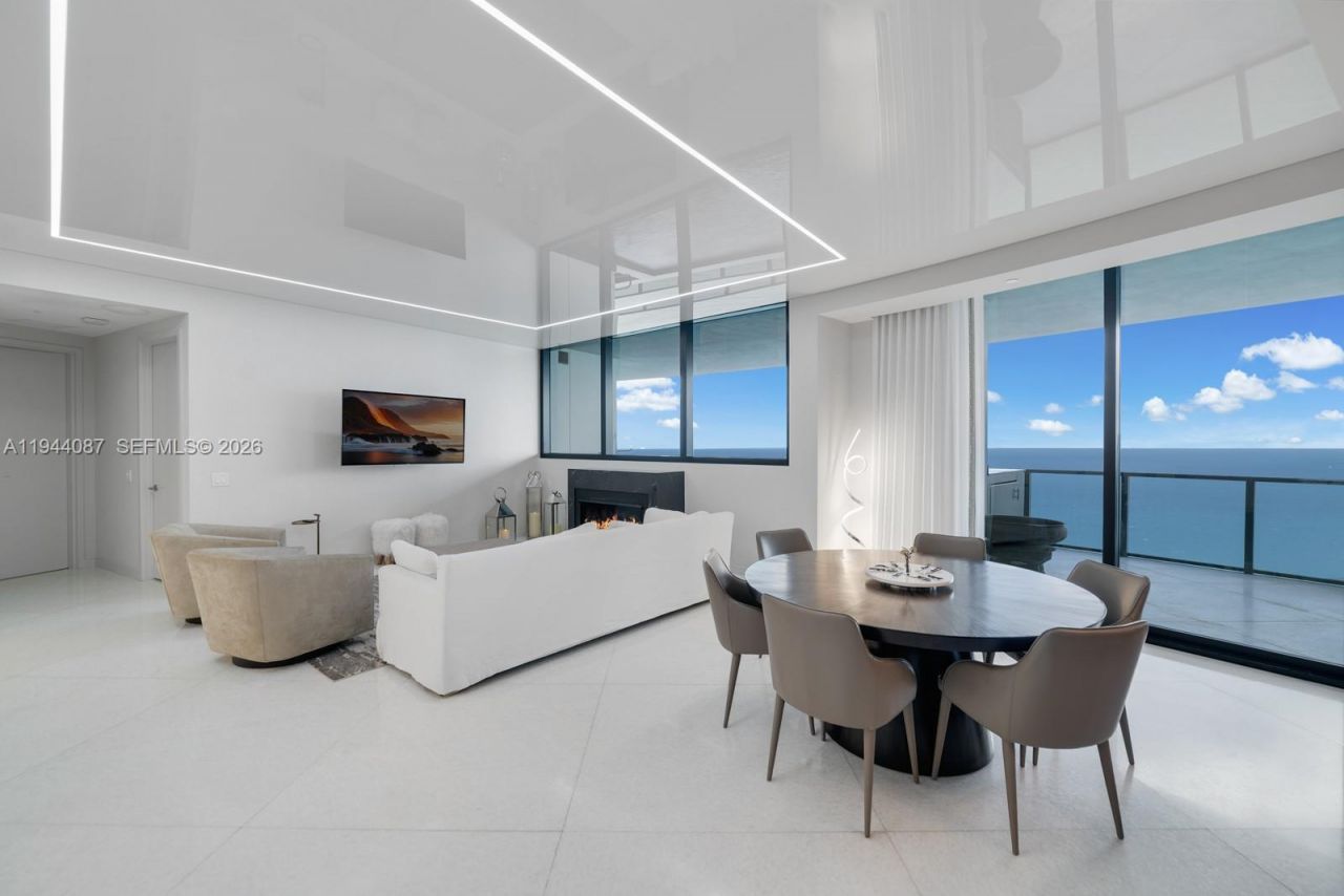 18555 Collins Ave , Unit 5201, Sunny Isles Beach, FL 33160 Photo