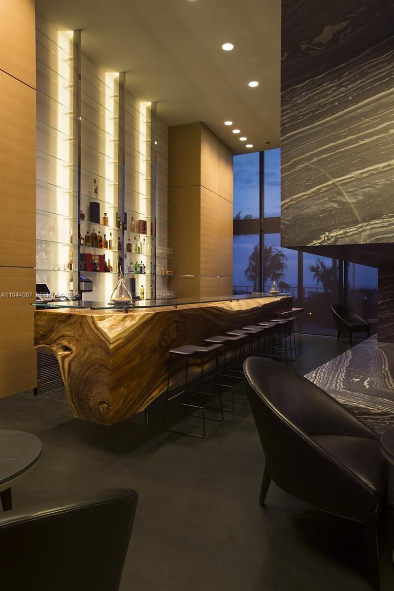 18555 Collins Ave , Unit 5201, Sunny Isles Beach, FL 33160 Photo