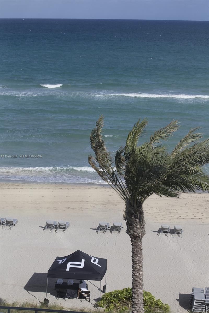 18555 Collins Ave , Unit 5201, Sunny Isles Beach, FL 33160 Photo