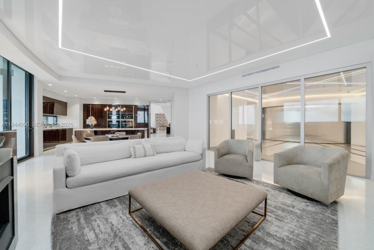 18555 Collins Ave , Unit 5201, Sunny Isles Beach, FL 33160 Photo