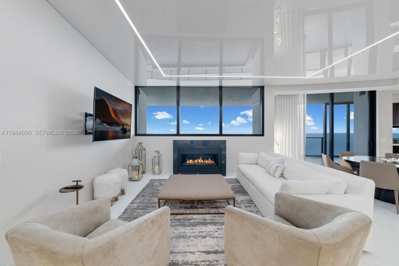 18555 Collins Ave , Unit 5201, Sunny Isles Beach, FL 33160 Photo