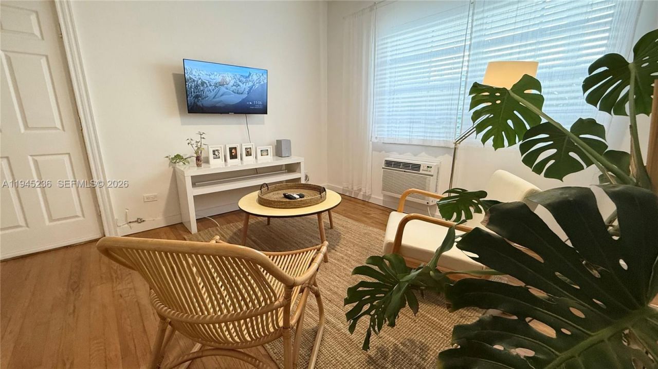 1250 Drexel Ave, Unit 9, Miami Beach, FL 33139 Photo