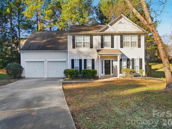 8805 Red Tail Court, Charlotte, NC 28269