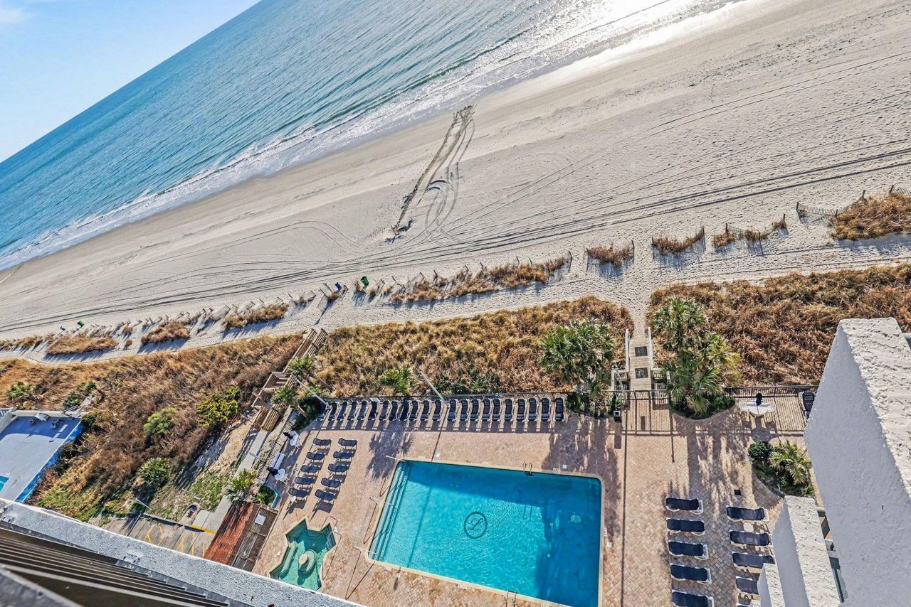 1501 S Ocean Blvd. Photo 33