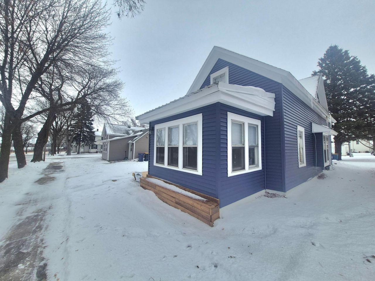 1137 Ash Avenue, Gibbon, MN 55335